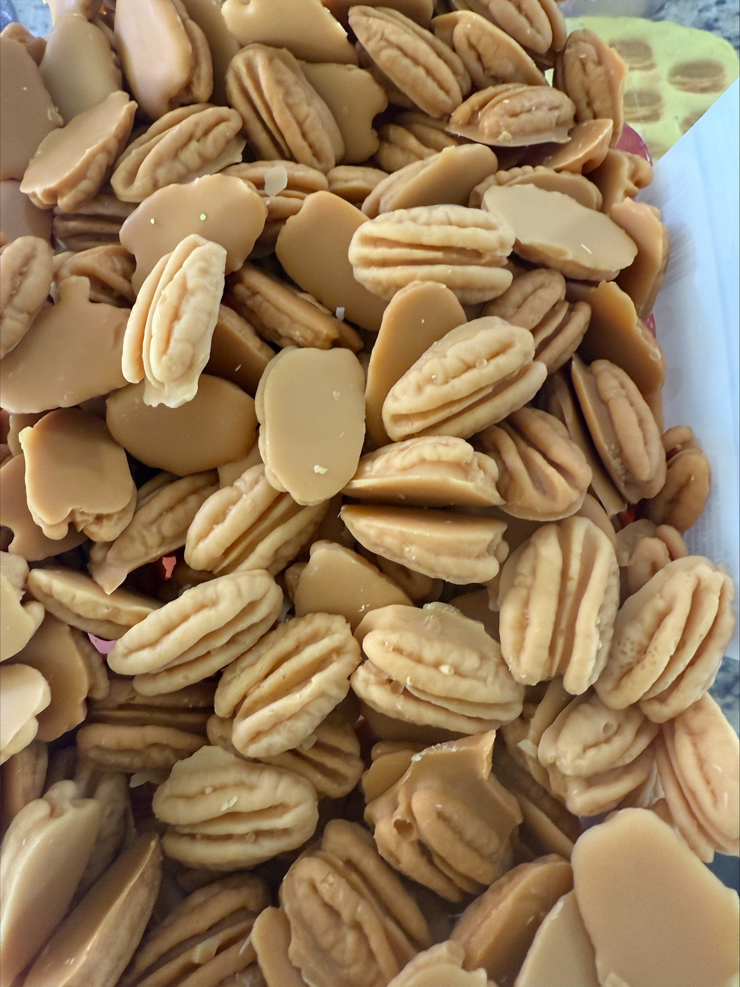 Pecan Pieces/ Topper Wax Melt Bakery Embeds (Boxed)
